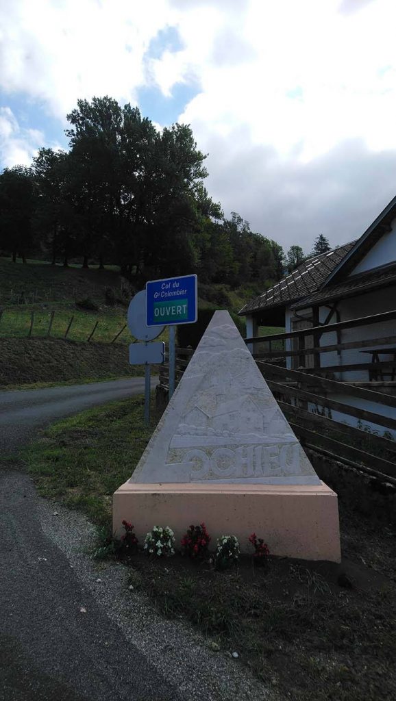 Start Grand Colombier in Lochieu