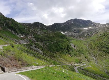 Haarspeldbochten op de Passo San Marco